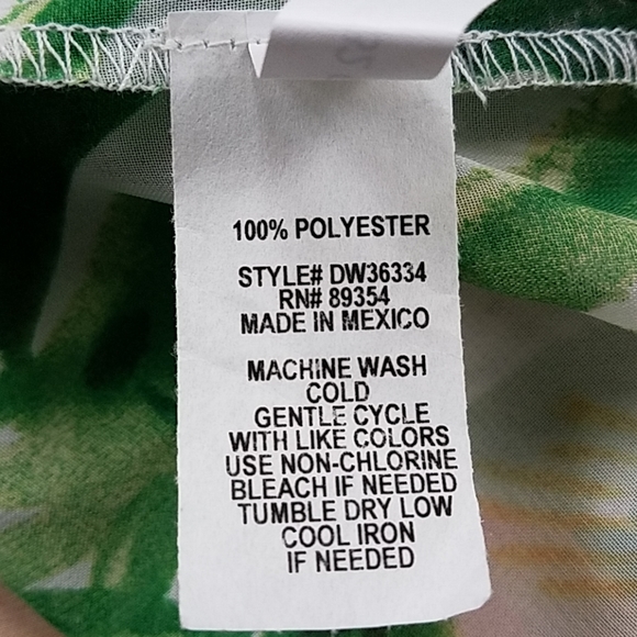 Ultra Beach Flowered Sheer Top, NWT, Sm. - Picture 5 of 7